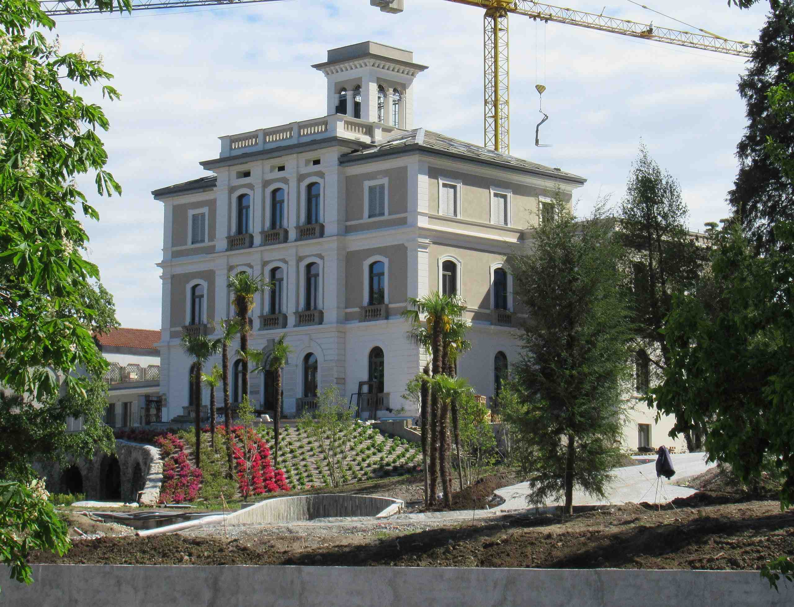 villa cantoni di arona, sul lago maggiore